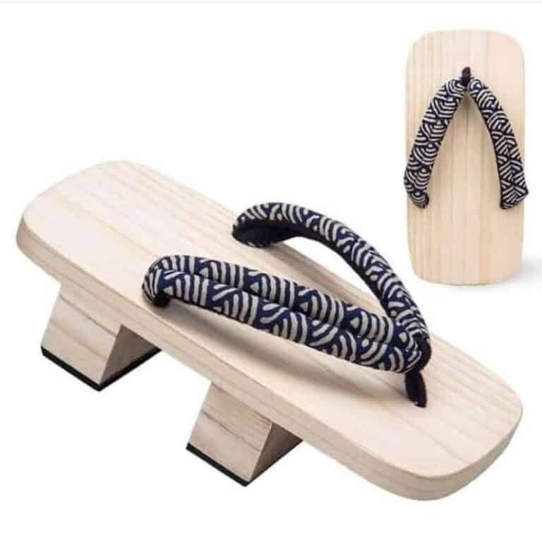 8 Types Of Traditional Japanese Footwear – Japan Truly