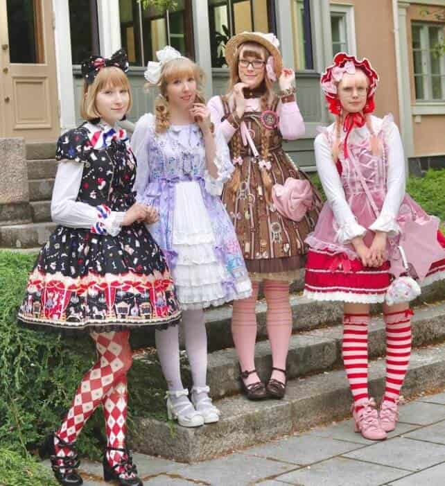 Westerners Doing Japanese Cosplay
