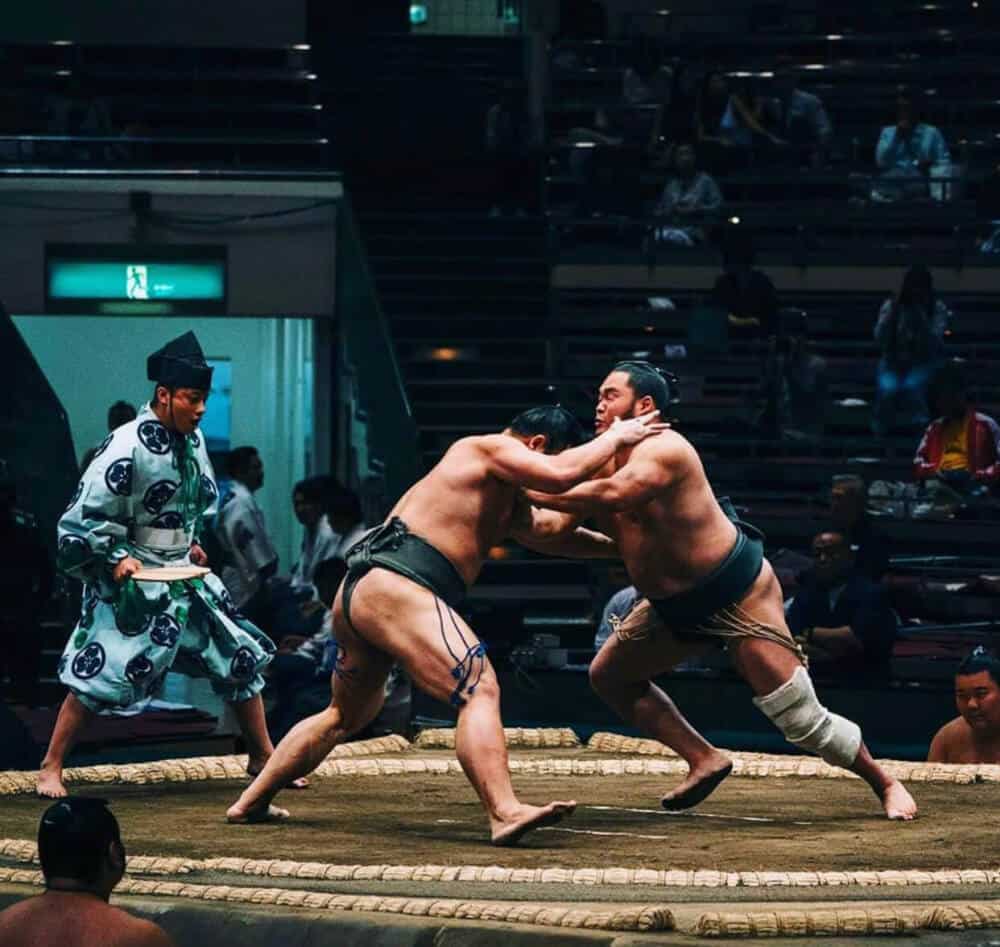 combate de sumo en japón