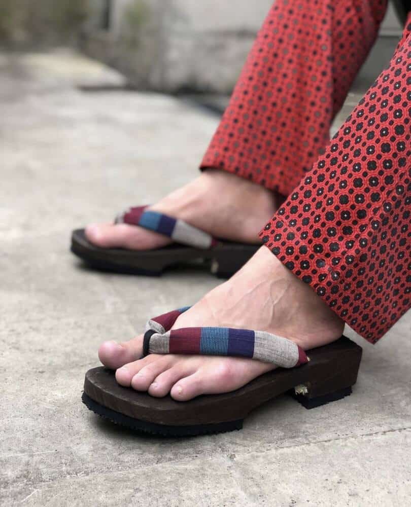 Centuries-Old Geta Sandals: Still Kickin' It in Style at a Japanese Shop