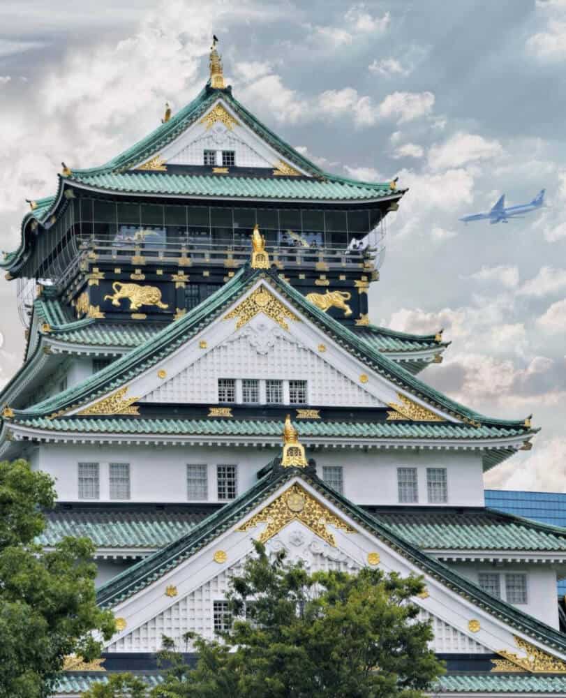 Osaka Castle (Osaka)