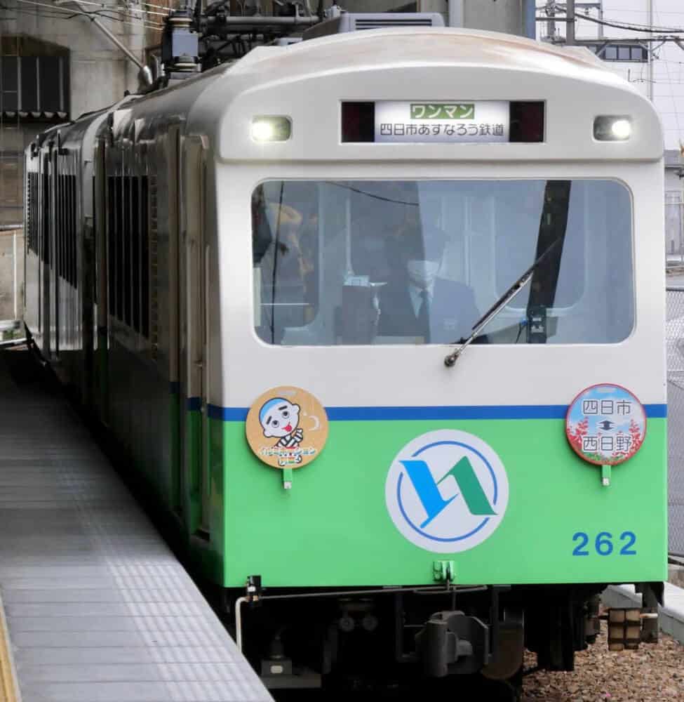 JR、受験生に電車無料サービス