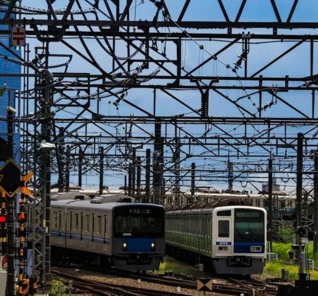 JR East Axes Special Station Departure Melodies